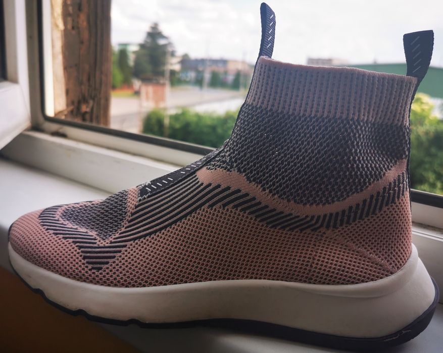 Buty Bershka rozmiar 37 cm