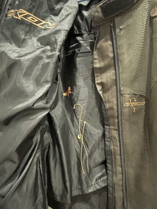 Blusão castanho serve para moto e outros, marca Ixon, tamanho M
