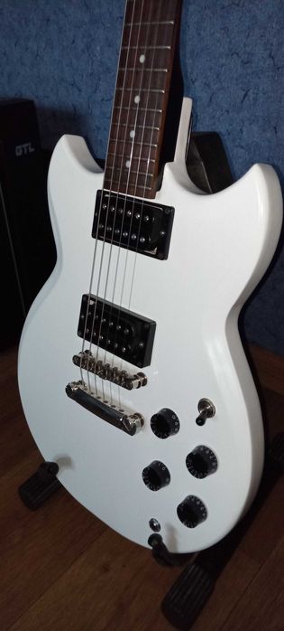 Yamaha SG200 SBG200: 10 000 грн. - Электрогитары Киев на Olx