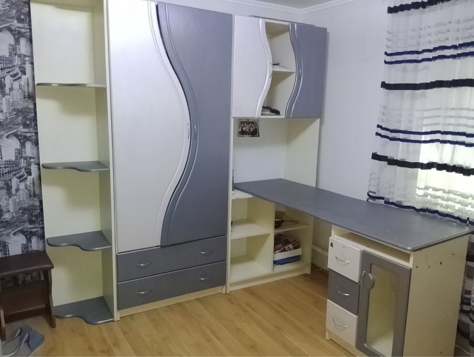 Меблі для хлопчика у кімнату