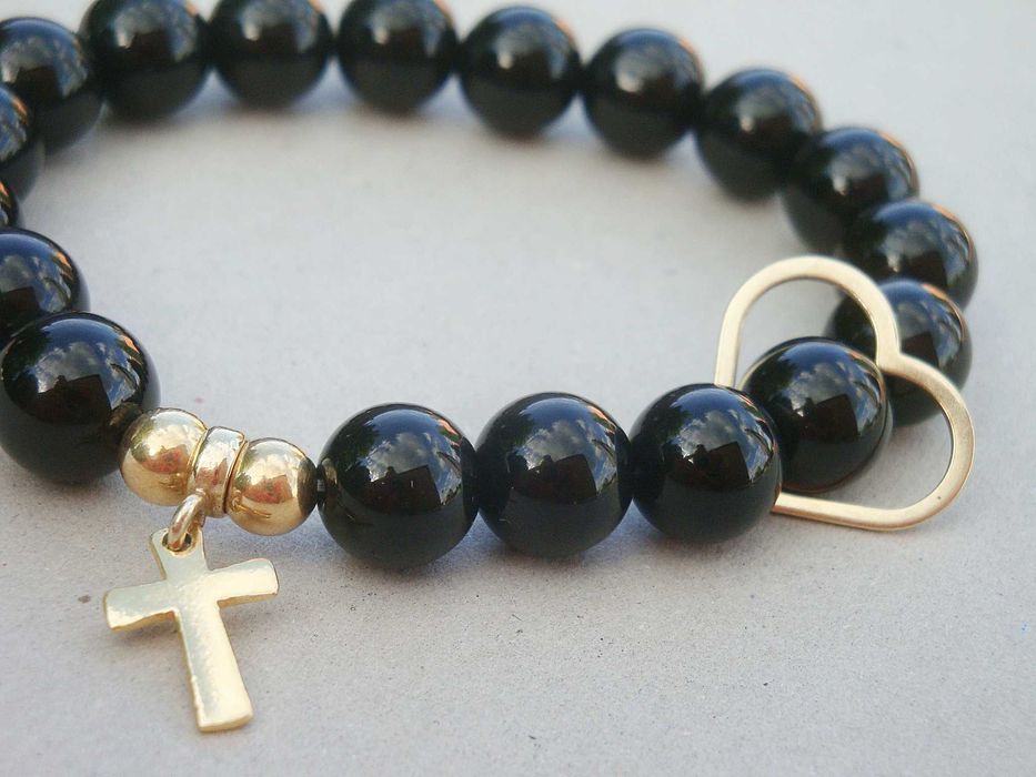 Bransoletka damska z Onyksu czarnego z kulkami, krzyżykiem i sercem