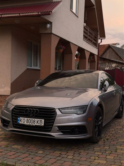 Аudi A7 2015 рік