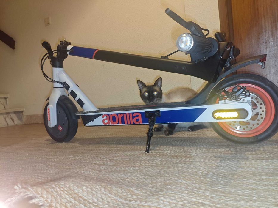 Trotinete APRILIA