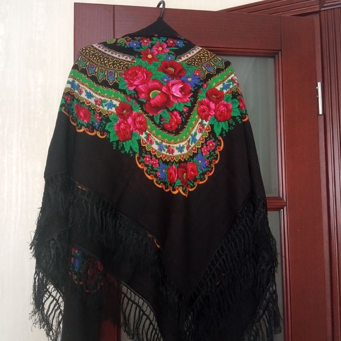 Платки шерстяные