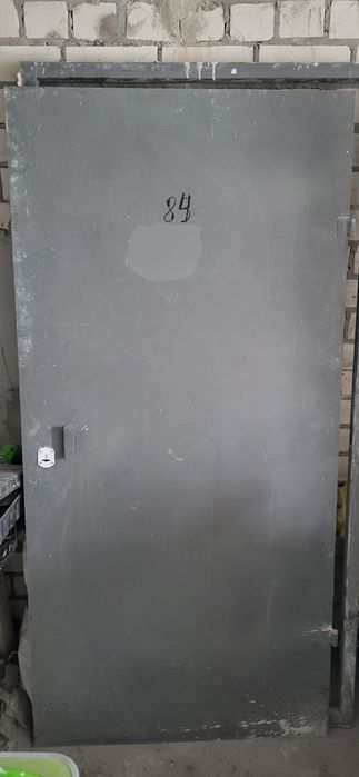 Двері від забудоника