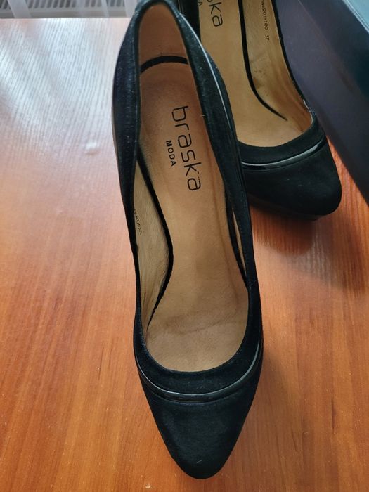 Туфлі замшеві braska 37 р