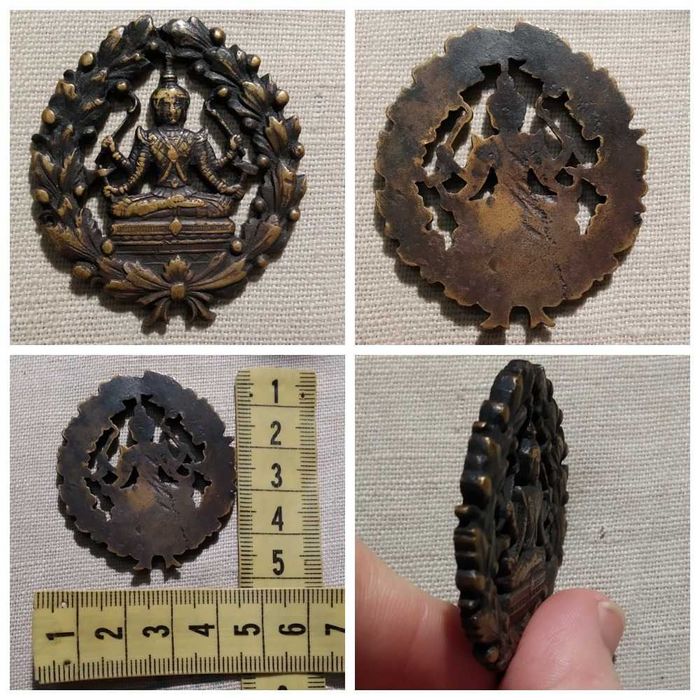 Раритетные значки голографический 3d корабль фрегат СССР Индокитай