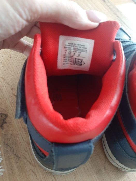Converse granatowe skórkowe 36