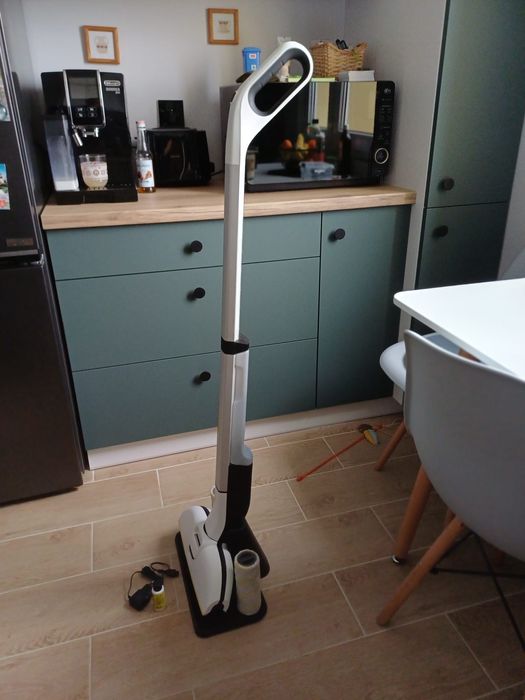 Mop elektryczny bezprzewodowy KARCHER EWM2