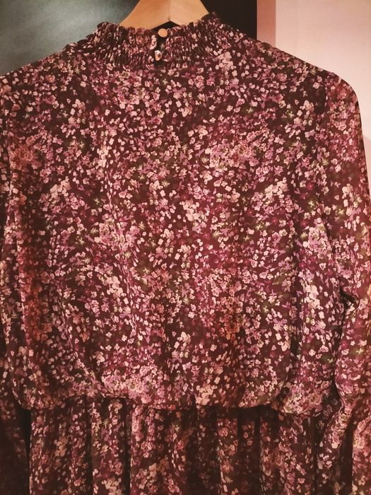 Sukienka włoska Italia Moda s/m kwiaty butik