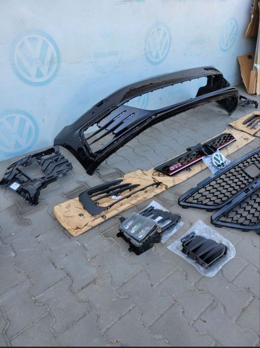 Бампер Golf 7 GTI Рест/Дорест Комплектуючі бамперу