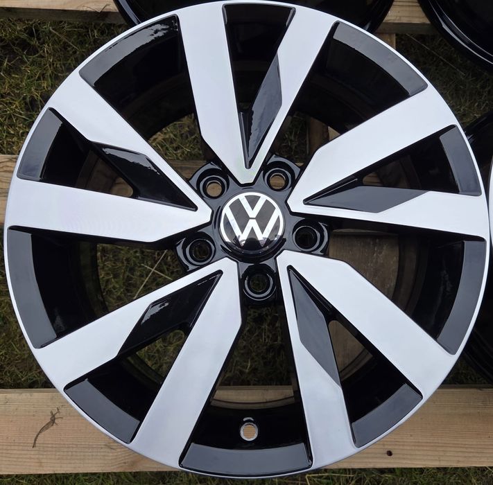 Felgi Oryginał VW Passat Golf Caddy Sharan Touran T-Roc 6,5Jx16 ET41 5x112