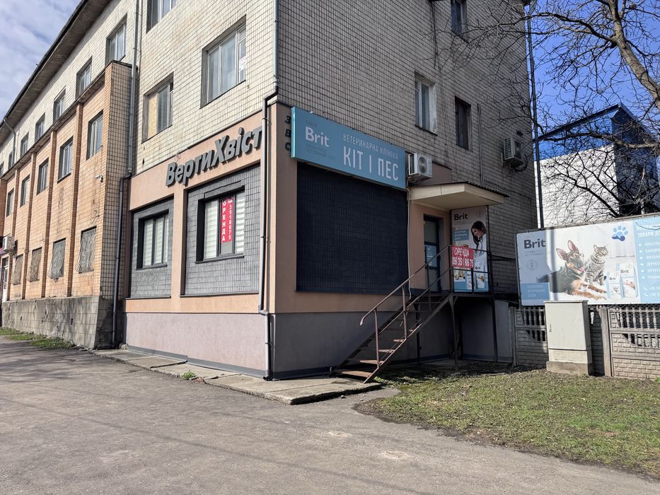 Оренда фасадного приміщення