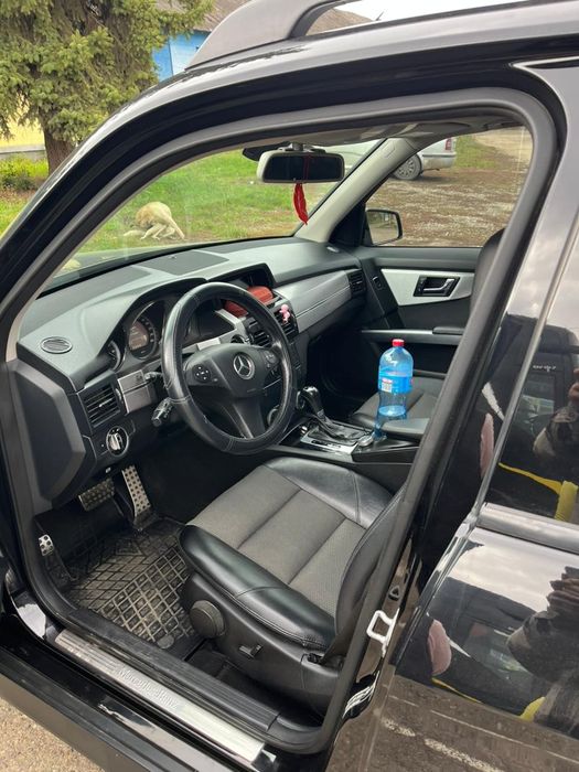 Продам Mercedes Benz ГЛК 250 BLUE TEC 4 Matik