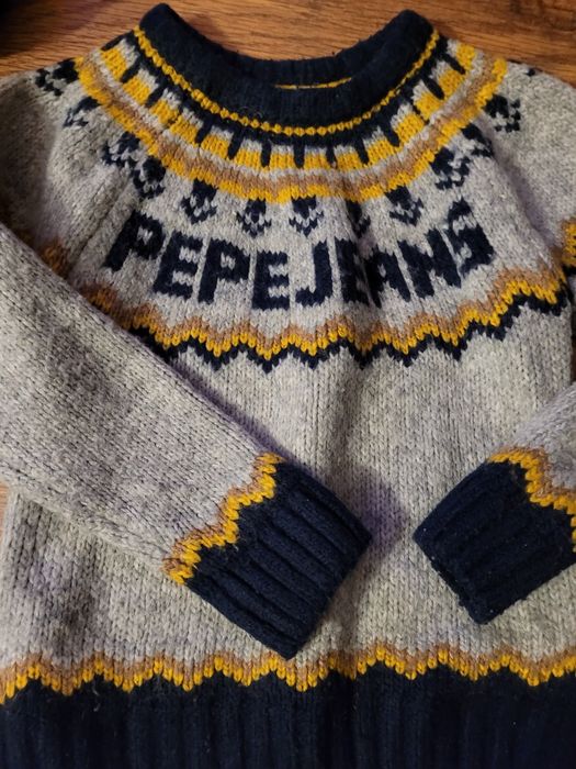 Pepe Jeans przepiękny sweterek  122/128