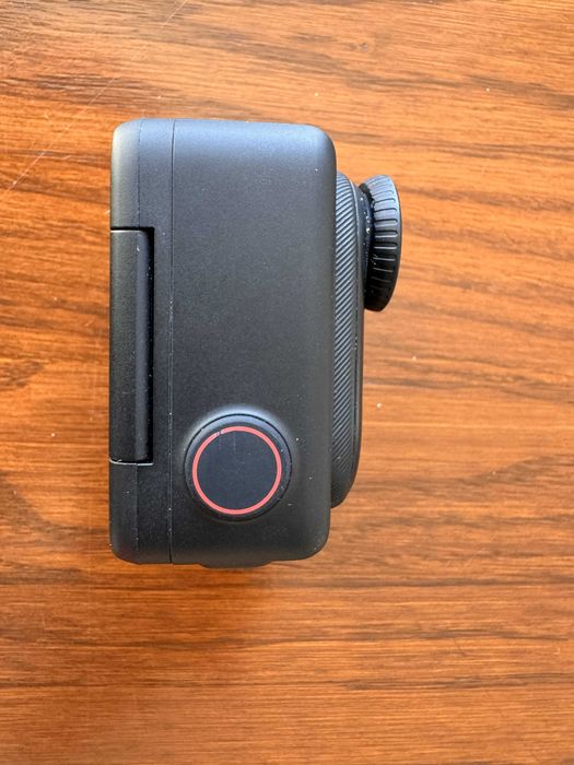 Insta360 GO 3S 128GB + dodatkowe akcesoria