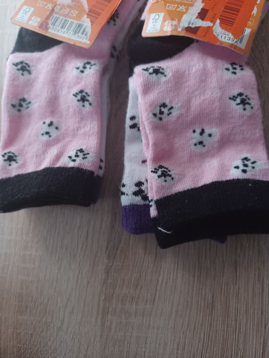 Nowe skarpetki dziewczęce 27-30