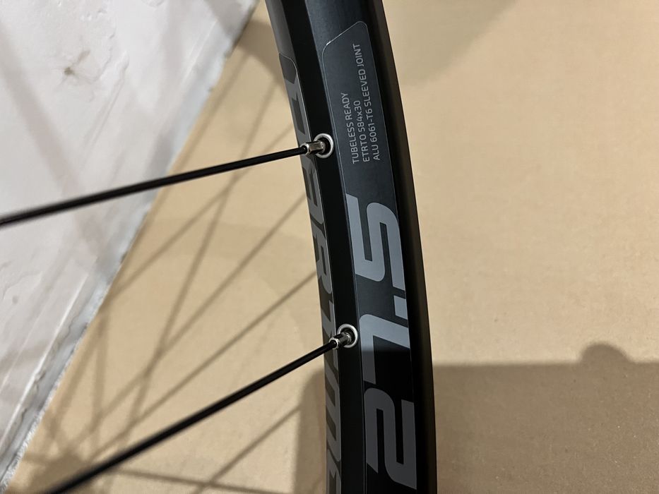 Koła 27,5” BOOST MTB/XC/ENDURO Dartmoor Novatec Sapim
