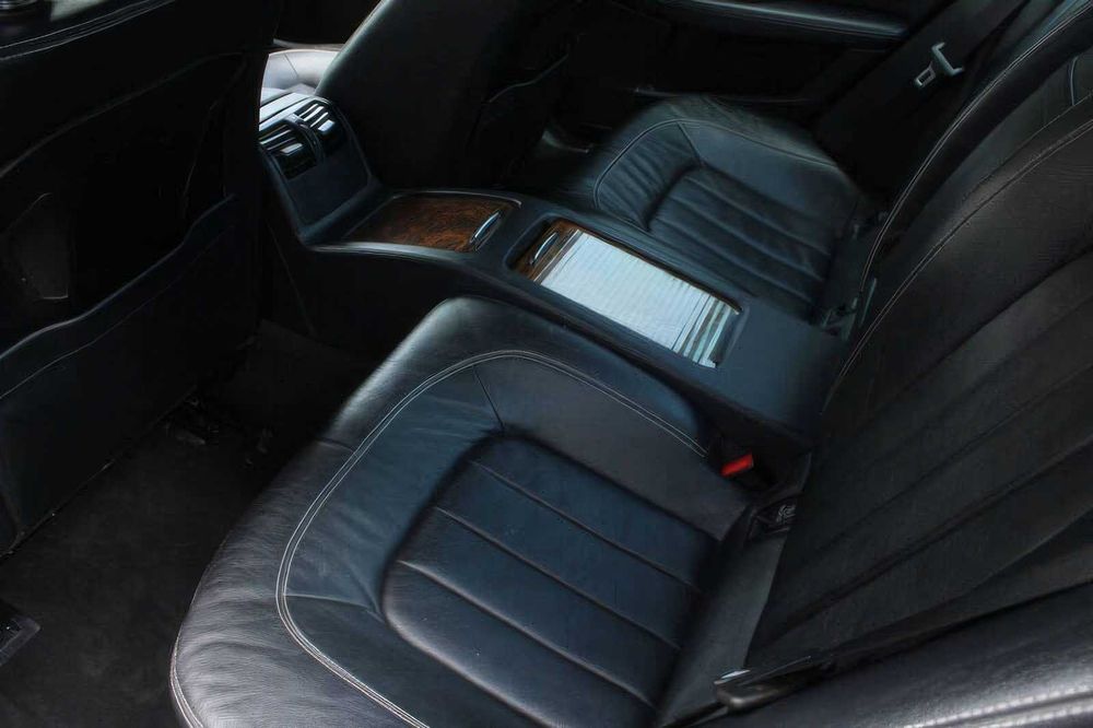 Mercedes-Benz CLS      2013