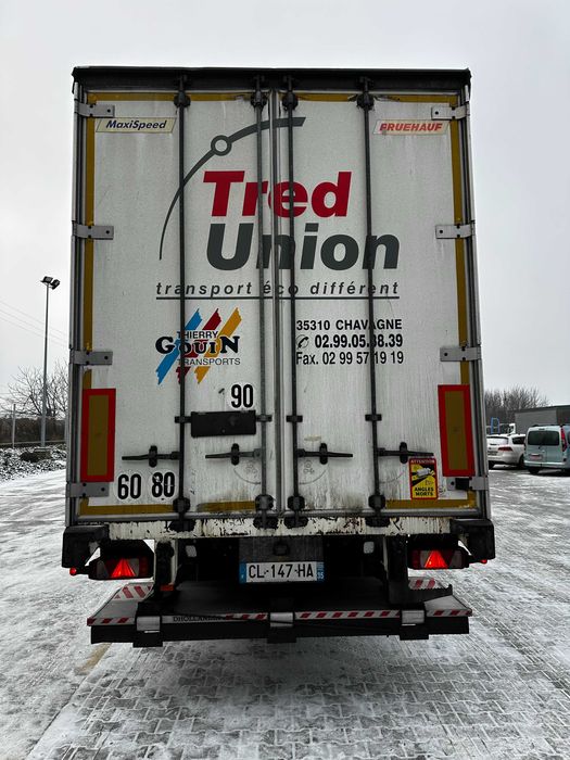 Напівпричіп штора FRUEHAUF