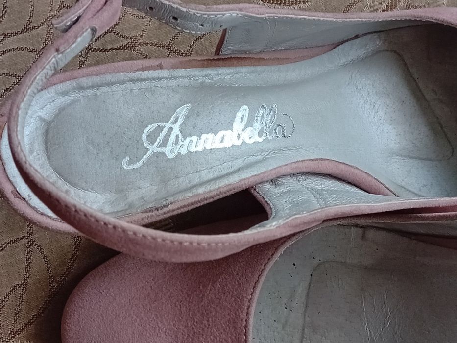 Buty letnie na wąskim obcasie, skóra Annabella.