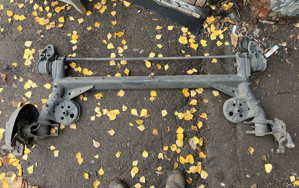 Задняя балка Audi A6 C5 Volkswagen B5 Audi A4 B6 ауди а4 б6 фольксваге
