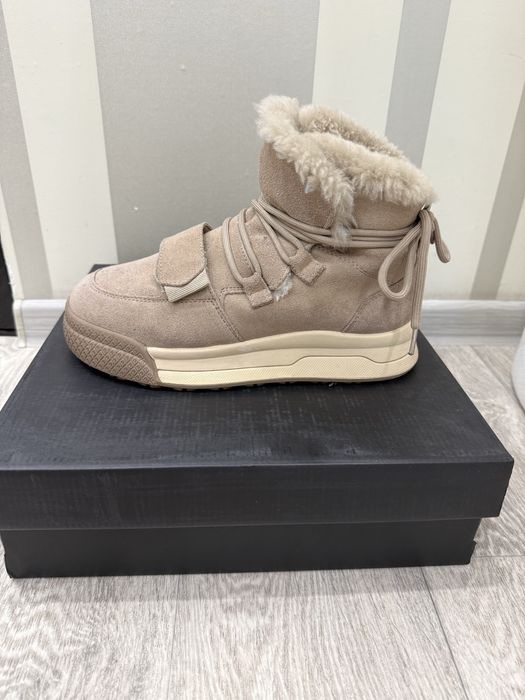 Ботинки Lonza  женские зимние 39 размер