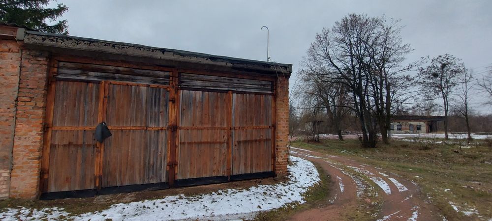 Гараж    Складское помещение