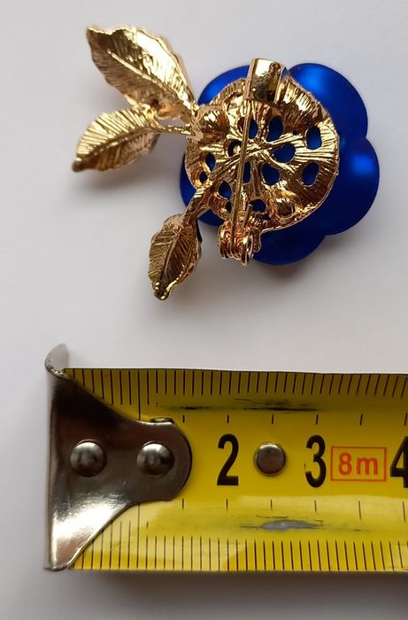 Broszka Kobaltowa róża