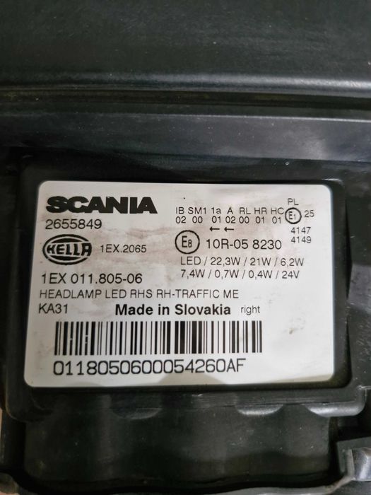SCANIA R S Lampa Reflektor Full Led Prawy