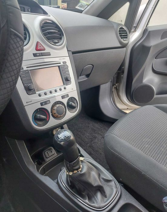 Carro opel corsa