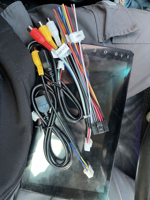 Продам дві магнітоли Андроід і штатна з Бмв е39