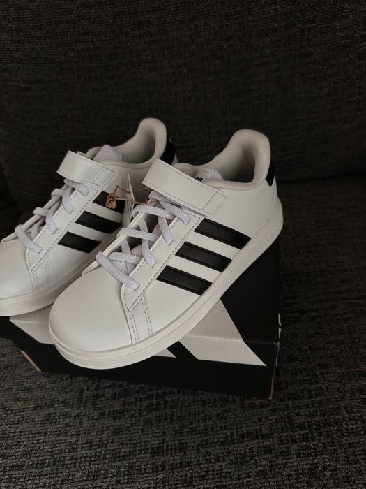 Кеди Adidas дитячі, нові, оригінал, US 12, 1