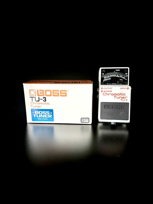 BOSS TU-3 – tuner chromatyczny do gitary | pudełko