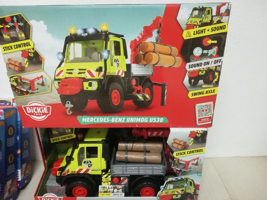 Camião Mercedes- Benz UNIMOG