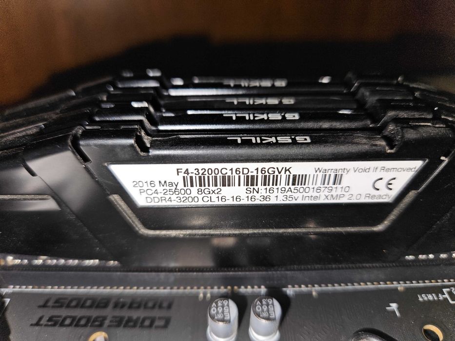 MSI B560 Mortar WiFi + Intel i7 11700KF + 32 GB RAM DDR4 3200 MHz