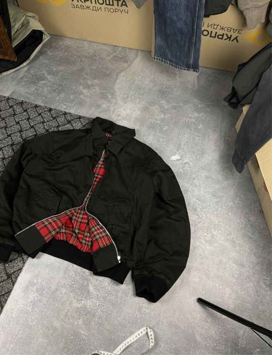 Харик, харингтон, бомбер, ветровка по типу лонсдейл