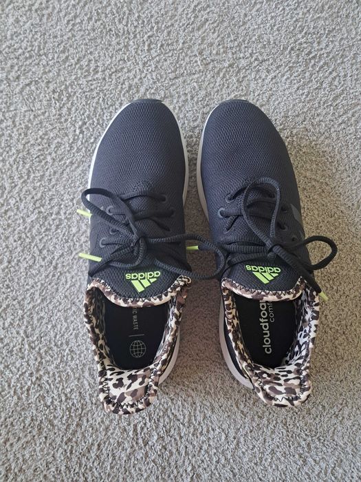 Tênis Adidas Cloudfoam Pure de mulher_Tam: 40_NOVAS