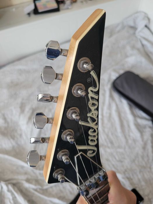 Jackson DK2S sustainiac gitara