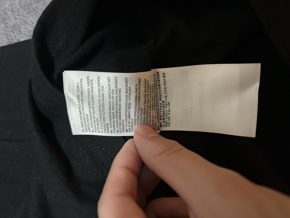 T-shirt Carhartt Preta