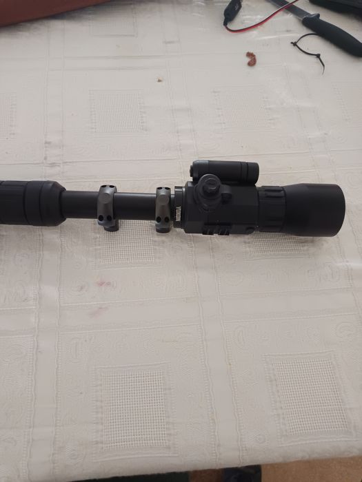 Mira visão noturna e diurna.