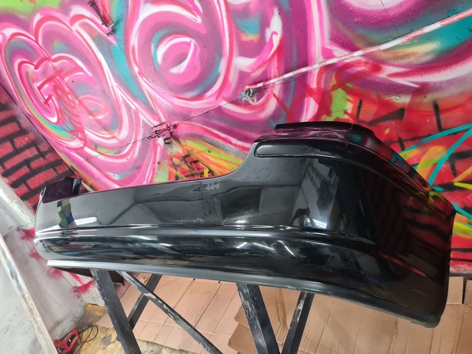 Drzwi przod prawe zderzak tyl lampy Toyota Avensis t25 209 czarna