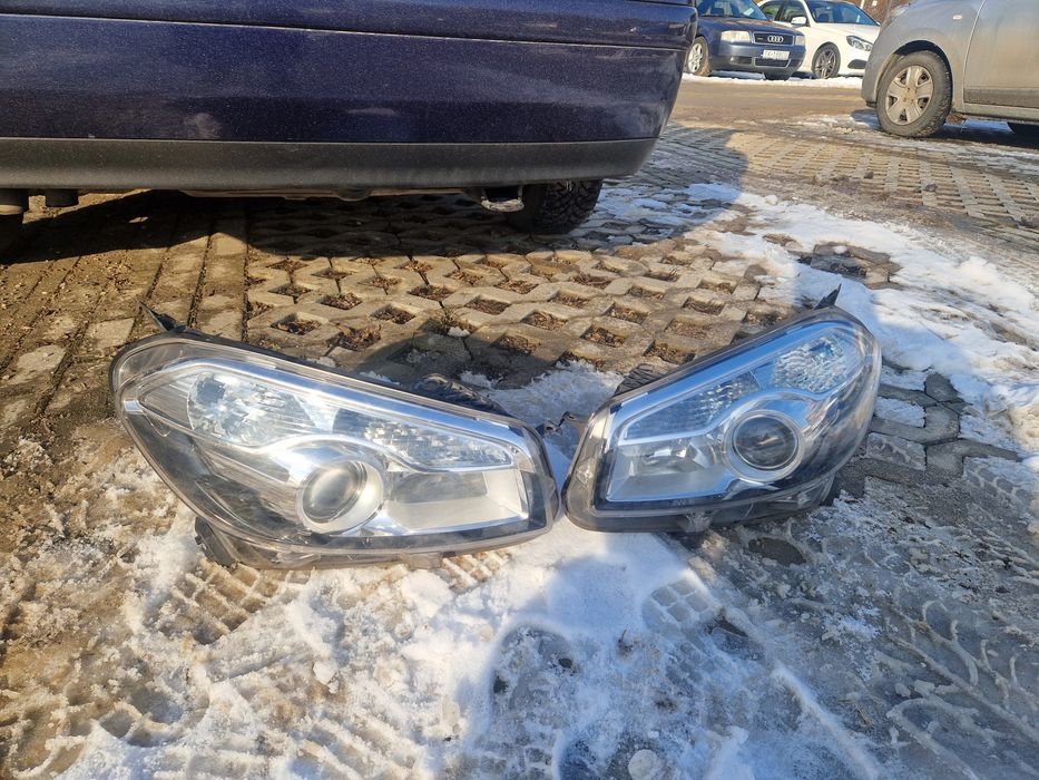 Nissan Quashqai j10 lampy przód UK lewa prawa lampa