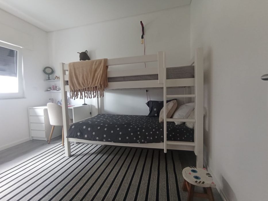 Cama Beliche em pinho locado