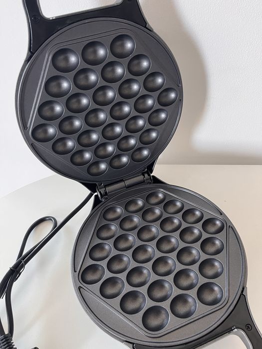 Gofrownica bąbelkowa o mocy 700 W