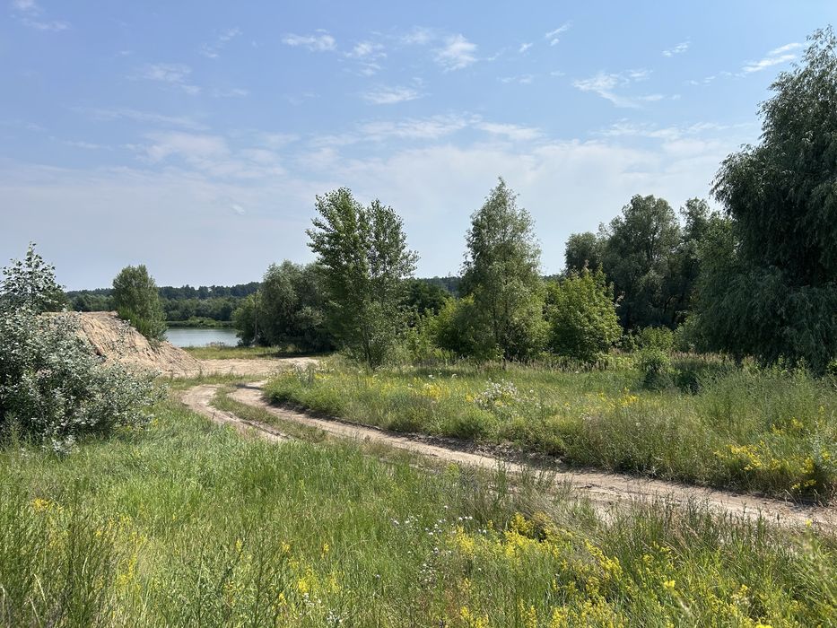 Перша лінія від водойми, ділянка під будівництво, можливий поділ