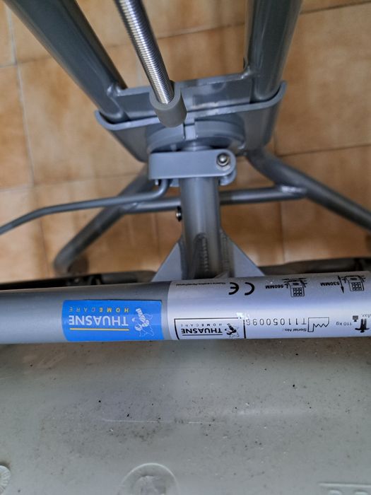 Cadeira de banheira giratória