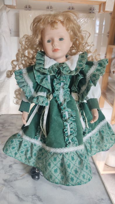 Bonecas de porcelana