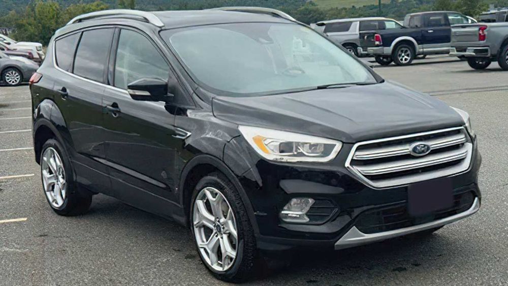 Ford Escape Titanium      2019