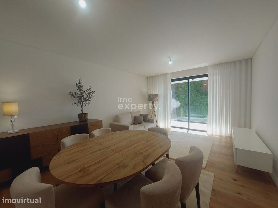 Penthouse Duplex T6 com Piscina no Funchal, Madeira